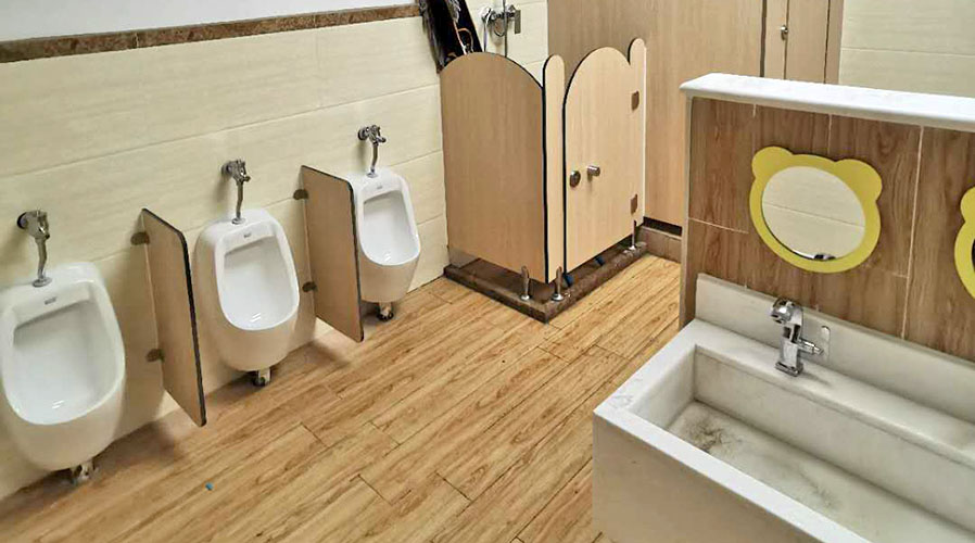 幼儿园卫生间隔断工程案例
